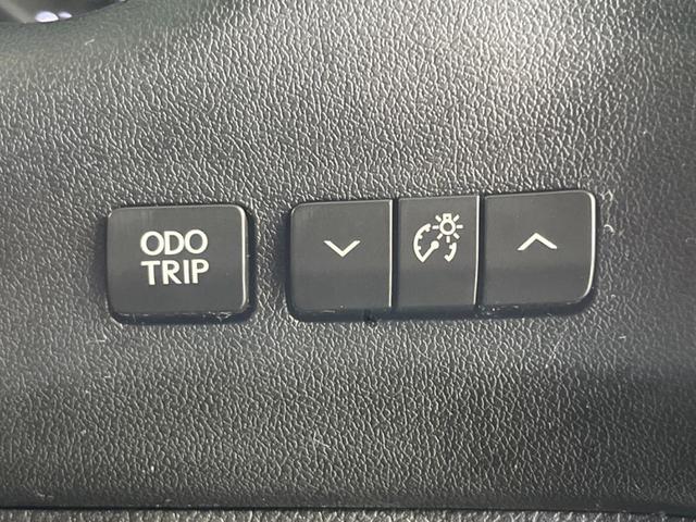 ＮＸ ＮＸ２００ｔ　Ｆスポーツ　４ＷＤ　禁煙車　純正ナビ　Ｂｌｕｅｔｏｏｔｈ／ＣＤ再生　バックカメラ　レザーシート　前席シートエアコン　純正１８インチアルミホイール　デュアルエアコン　オートハイビーム　オートライト　ＬＥＤヘッド（53枚目）