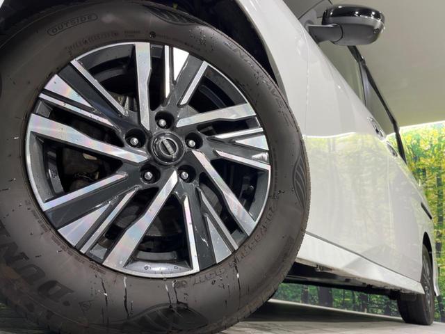 【純正１６インチアルミホイール】外観にマッチした純正アルミホイールを装着しております。各種社外アルミホイールや、スタッドレスタイヤも取扱いしております。是非ご相談ください♪