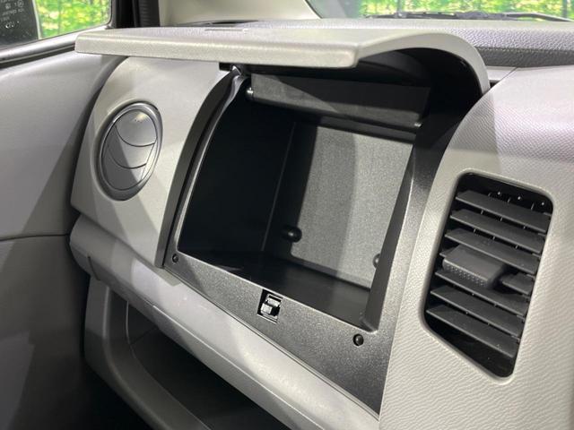 ワゴンＲ ＦＸ　禁煙車　純正オーディオ　ＣＤ再生　オートエアコン　キーレス　横滑り防止装置（31枚目）