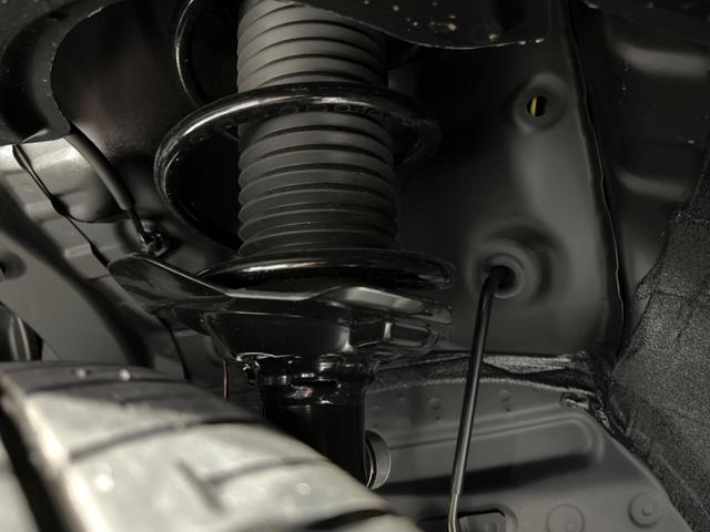 ライズ Ｚ　４ＷＤ　登録済未使用車　純正９型ディスプレイオーディオ　全周囲カメラ　衝突被害軽減　レーダークルーズ　ブラインドスポットモニター　２トーンカラー　ブレーキホールド　ＬＥＤヘッド　純正１７ＡＷ（21枚目）