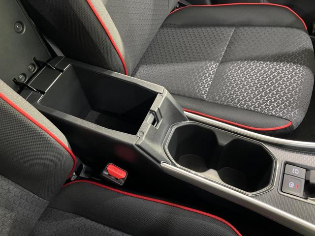 ライズ Ｚ　４ＷＤ　登録済未使用車　純正９型ディスプレイオーディオ　全周囲カメラ　衝突被害軽減　レーダークルーズ　ブラインドスポットモニター　２トーンカラー　ブレーキホールド　ＬＥＤヘッド　純正１７ＡＷ（44枚目）