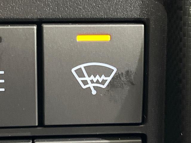 ライズ Ｚ　４ＷＤ　登録済未使用車　純正９型ディスプレイオーディオ　全周囲カメラ　衝突被害軽減　レーダークルーズ　ブラインドスポットモニター　２トーンカラー　ブレーキホールド　ＬＥＤヘッド　純正１７ＡＷ（50枚目）