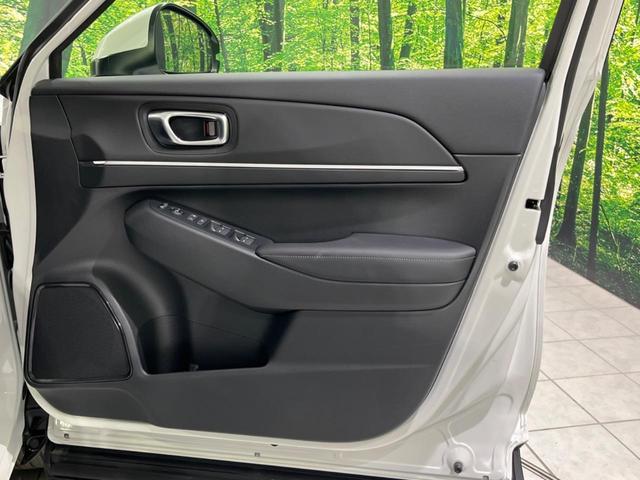 ヴェゼル e:HEV Z 全周囲カメラ 純正9型ナビ 衝突軽減 電動リアゲート ハーフレザーシート コーナーセンサー スマートキー LEDヘッド ETC2.0 純正18インチアルミ オートハイビーム オートライト(39枚目)