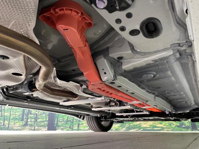 カローラクロス ハイブリッド　Ｚ　４ＷＤ　禁煙車　現行型　モデリスタエアロ　調光パノマラルーフ　純正１０．５型ナビ　全周囲カメラ　フルセグ　Ｂｌｕｅｔｏｏｔｈ接続　衝突軽減装置　ＬＥＤヘッド／フォグ　シーケンシャルターンランプ　ＥＴＣ（23枚目）