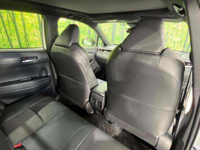 カローラクロス ハイブリッド　Ｚ　４ＷＤ　禁煙車　現行型　モデリスタエアロ　調光パノマラルーフ　純正１０．５型ナビ　全周囲カメラ　フルセグ　Ｂｌｕｅｔｏｏｔｈ接続　衝突軽減装置　ＬＥＤヘッド／フォグ　シーケンシャルターンランプ　ＥＴＣ（35枚目）