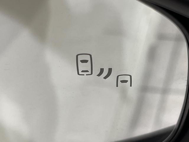 カローラクロス ハイブリッド　Ｚ　４ＷＤ　禁煙車　現行型　モデリスタエアロ　調光パノマラルーフ　純正１０．５型ナビ　全周囲カメラ　フルセグ　Ｂｌｕｅｔｏｏｔｈ接続　衝突軽減装置　ＬＥＤヘッド／フォグ　シーケンシャルターンランプ　ＥＴＣ（48枚目）
