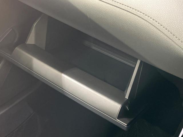 カローラクロス ハイブリッド　Ｚ　４ＷＤ　禁煙車　現行型　モデリスタエアロ　調光パノマラルーフ　純正１０．５型ナビ　全周囲カメラ　フルセグ　Ｂｌｕｅｔｏｏｔｈ接続　衝突軽減装置　ＬＥＤヘッド／フォグ　シーケンシャルターンランプ　ＥＴＣ（57枚目）