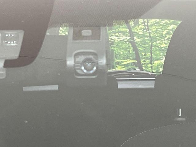 アクア Ｓスタイルブラック　全周囲カメラ　純正ナビ　衝突軽減　禁煙車　ドラレコ　コーナーセンサー　スマートキー　ＬＥＤヘッド　ＥＴＣ　オートハイビーム　オートライト　オートエアコン　Ｂｌｕｅｔｏｏｔｈ　ＣＤ　ＤＶＤ再生（29枚目）