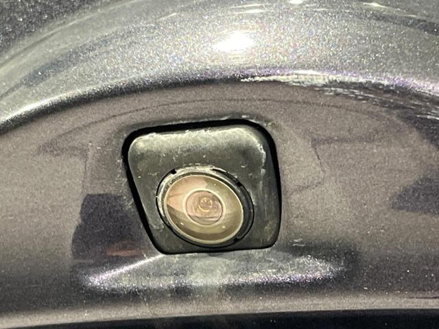 デイズ ハイウェイスター　Ｘ　４ＷＤ　純正ＳＤナビ　バックカメラ　禁煙車　スマートキー　ＨＩＤヘッド　純正１４インチアルミ　オートエアコン　ＣＤ　フルセグ（32枚目）