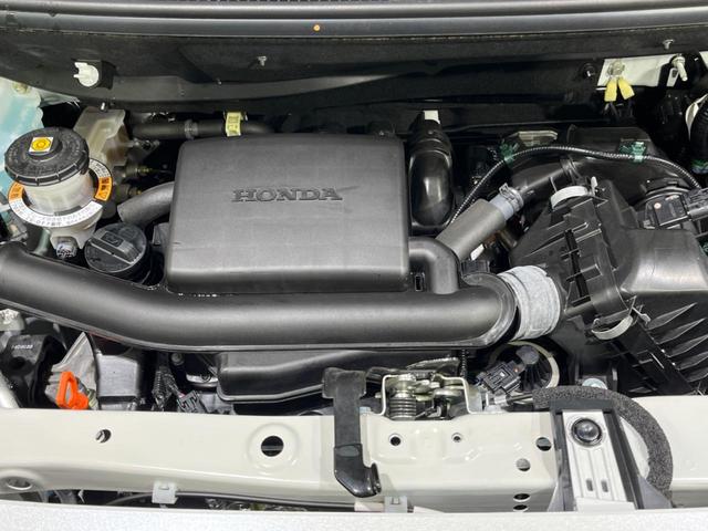 Ｎ－ＢＯＸ ベースグレード　４ＷＤ　電動スライドドア　ＳＤナビ　バックカメラ　衝突被害軽減システム　禁煙車　コーナーセンサー　スマートキー　ＬＥＤヘッド　ＥＴＣ　オートハイビーム　車線逸脱警報　オートライト　オートエアコン（18枚目）