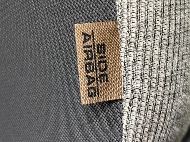 Ｎ－ＢＯＸ ベースグレード　４ＷＤ　電動スライドドア　ＳＤナビ　バックカメラ　衝突被害軽減システム　禁煙車　コーナーセンサー　スマートキー　ＬＥＤヘッド　ＥＴＣ　オートハイビーム　車線逸脱警報　オートライト　オートエアコン（41枚目）