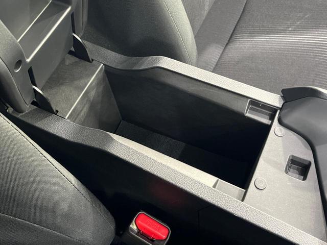 ノート Ｘ　ＦＯＵＲ　純正９型ナビ　バックカメラ　衝突軽減　禁煙車　ドラレコ　コーナーセンサー　スマートキー　オートハイビーム　車線逸脱警報　オートライト　オートエアコン　Ｂｌｕｅｔｏｏｔｈ（40枚目）