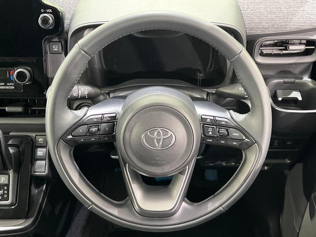 シエンタ ハイブリッドＺ　純正１０型ナビ　両側電動ドア　全周囲カメラ　衝突軽減　禁煙車　コーナーセンサー　スマートキー　ＬＥＤヘッド　ビルトインＥＴＣ　オートハイビーム　車線逸脱警報　オートライト　オートエアコン（12枚目）