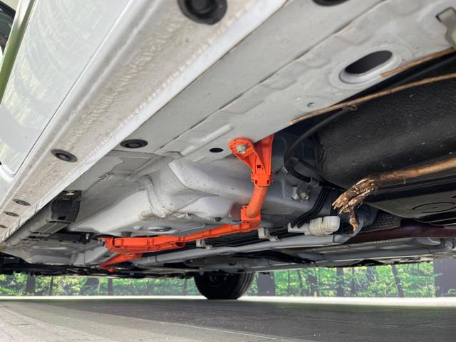 シエンタ ハイブリッドＺ　純正１０型ナビ　両側電動ドア　全周囲カメラ　衝突軽減　禁煙車　コーナーセンサー　スマートキー　ＬＥＤヘッド　ビルトインＥＴＣ　オートハイビーム　車線逸脱警報　オートライト　オートエアコン（24枚目）