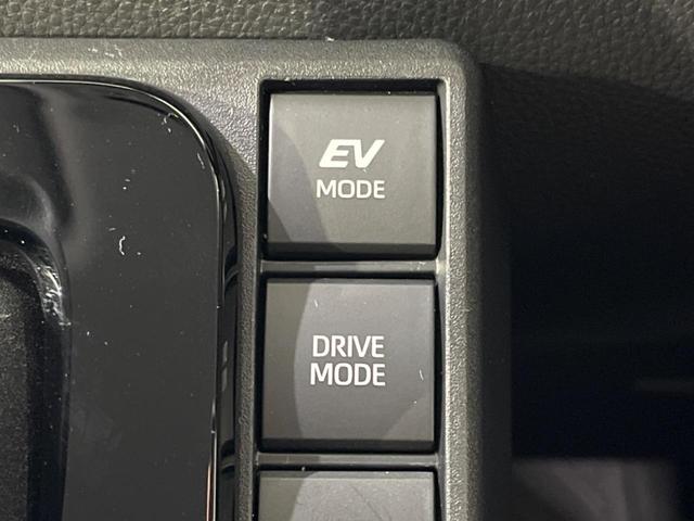 シエンタ ハイブリッドＺ　純正１０型ナビ　両側電動ドア　全周囲カメラ　衝突軽減　禁煙車　コーナーセンサー　スマートキー　ＬＥＤヘッド　ビルトインＥＴＣ　オートハイビーム　車線逸脱警報　オートライト　オートエアコン（29枚目）