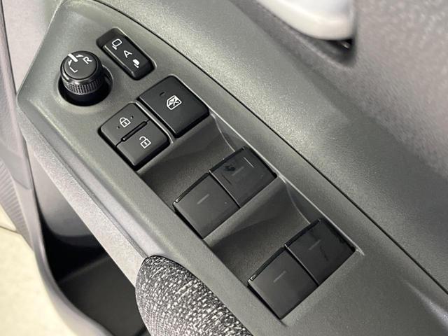 シエンタ ハイブリッドＺ　純正１０型ナビ　両側電動ドア　全周囲カメラ　衝突軽減　禁煙車　コーナーセンサー　スマートキー　ＬＥＤヘッド　ビルトインＥＴＣ　オートハイビーム　車線逸脱警報　オートライト　オートエアコン（41枚目）