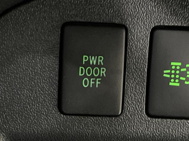 ハイエースバン ロングスーパーＧＬ　両側電動スライドドア　ＡＬＰＩＮＥ製ＳＤナビ　バックカメラ　寒冷地仕様　禁煙車　衝突軽減装置　ＥＴＣ　スマートキー　オートライト　オートエアコン　ＬＥＤヘッドライト　ＬＥＤフォグ　ドアバイザー（33枚目）