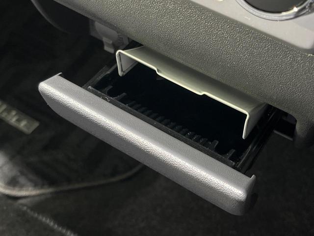 ハイエースバン ロングスーパーＧＬ　両側電動スライドドア　ＡＬＰＩＮＥ製ＳＤナビ　バックカメラ　寒冷地仕様　禁煙車　衝突軽減装置　ＥＴＣ　スマートキー　オートライト　オートエアコン　ＬＥＤヘッドライト　ＬＥＤフォグ　ドアバイザー（51枚目）