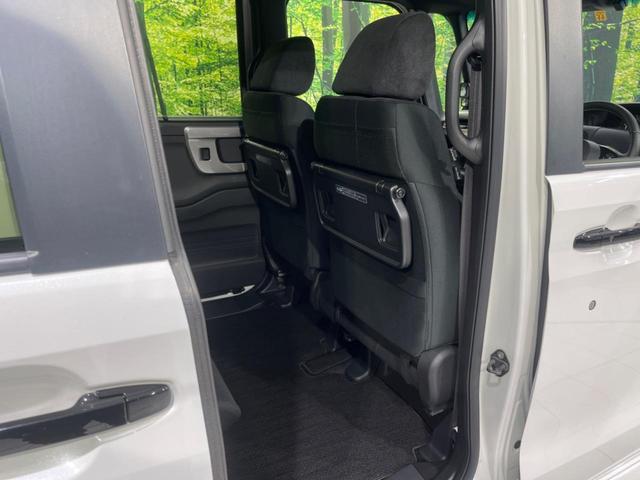 Ｎ－ＢＯＸカスタム Ｌ　スタイル＋ブラック　両側電動スライドドア　ディスプレイオーディオ　バックカメラ　禁煙車　衝突軽減装置　レーダークルーズ　シートヒーター　オートライト　オートエアコン　ＬＥＤヘッド　ＬＥＤフォグ　クリアランスソナー（43枚目）