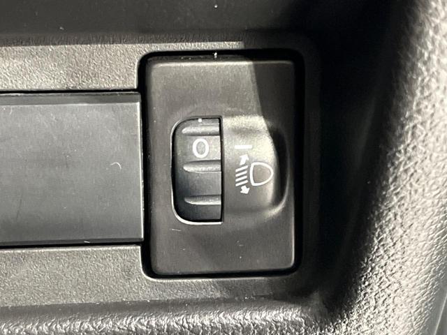 スペーシア ハイブリッドＧ　４ＷＤ　ＳＤナビ　バックカメラ　衝突被害軽減　禁煙車　コーナーセンサー　スマートキー　ＬＥＤヘッド　ビルトインＥＴＣ　オートハイビーム　車線逸脱警報　オートライト　オートエアコン（50枚目）