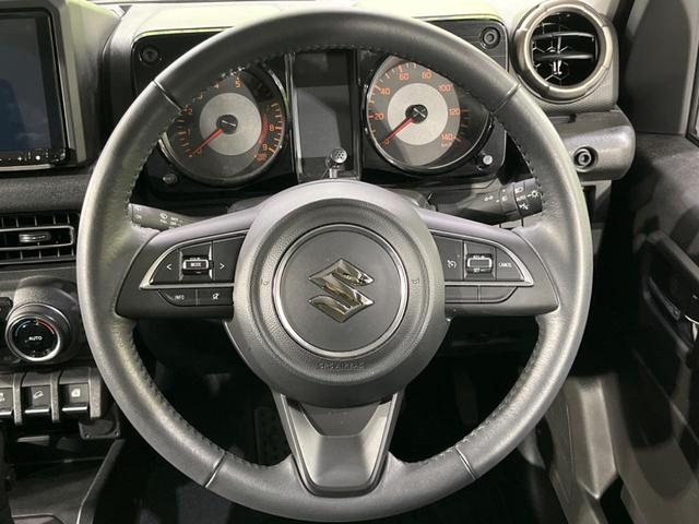 ジムニー ＸＣ　４ＷＤ　ＡＬＰＩＮＥ９型ナビ　バックカメラ　デジタルインナーミラー　衝突被害軽減　禁煙車　ドラレコ　コーナーセンサー　スマートキー　ＬＥＤヘッド　ＥＴＣ　クルコン　純正１６インチＡＷ　オートライト（12枚目）