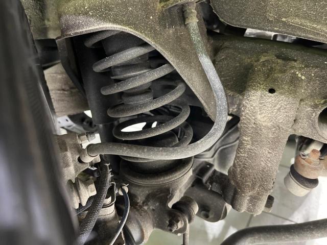 ジムニー ＸＣ　４ＷＤ　ＡＬＰＩＮＥ９型ナビ　バックカメラ　デジタルインナーミラー　衝突被害軽減　禁煙車　ドラレコ　コーナーセンサー　スマートキー　ＬＥＤヘッド　ＥＴＣ　クルコン　純正１６インチＡＷ　オートライト（21枚目）