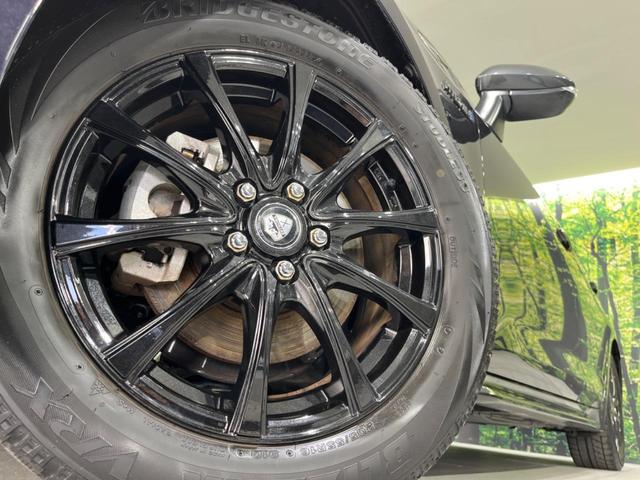 カローラツーリング ハイブリッド ダブルバイビー 4WD 衝突軽減装置 ディスプレイオーディオ バックカメラ レーダークルーズ ETC Bluetooth 合皮シート LEDヘッド オートマチックハイビーム スマートキー 革巻きステアリング(13枚目)