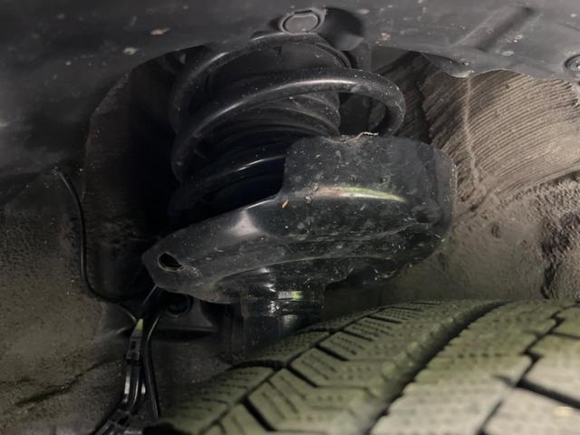 カローラツーリング ハイブリッド ダブルバイビー 4WD 衝突軽減装置 ディスプレイオーディオ バックカメラ レーダークルーズ ETC Bluetooth 合皮シート LEDヘッド オートマチックハイビーム スマートキー 革巻きステアリング(20枚目)