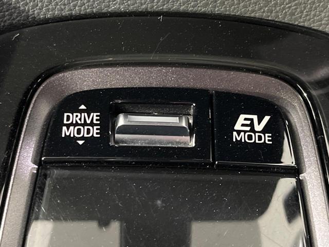 カローラツーリング ハイブリッド ダブルバイビー 4WD 衝突軽減装置 ディスプレイオーディオ バックカメラ レーダークルーズ ETC Bluetooth 合皮シート LEDヘッド オートマチックハイビーム スマートキー 革巻きステアリング(26枚目)