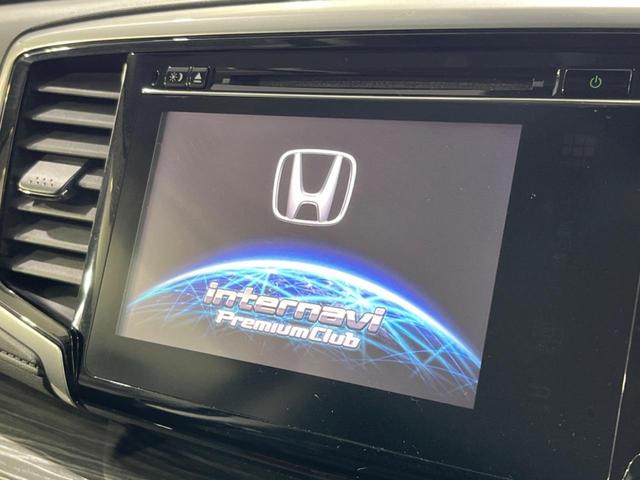 オデッセイ アブソルート・ＥＸ　前期　純正ナビ　後席モニター　７人乗　両側電動スライド　衝突軽減　禁煙車　全周囲カメラ　ＥＴＣ　Ｂｌｕｅｔｏｏｔｈ　ドラレコ　スマートキー　パワーシート　ＬＥＤヘッド　オートライト　純正１８インチＡＷ（4枚目）