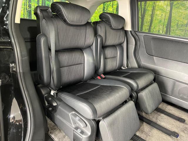 オデッセイ アブソルート・ＥＸ　前期　純正ナビ　後席モニター　７人乗　両側電動スライド　衝突軽減　禁煙車　全周囲カメラ　ＥＴＣ　Ｂｌｕｅｔｏｏｔｈ　ドラレコ　スマートキー　パワーシート　ＬＥＤヘッド　オートライト　純正１８インチＡＷ（9枚目）