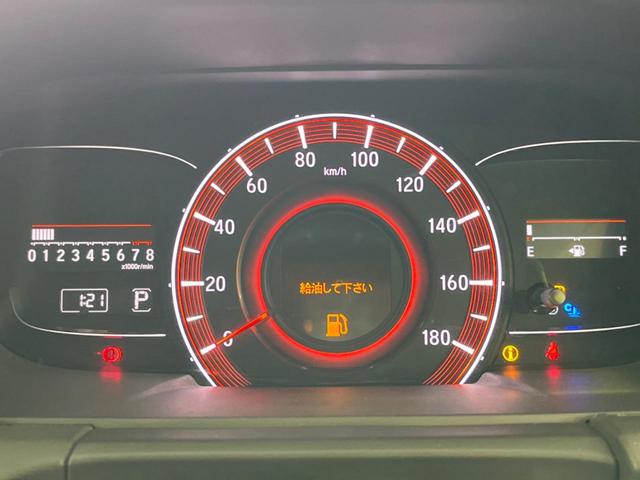 オデッセイ アブソルート・ＥＸ　前期　純正ナビ　後席モニター　７人乗　両側電動スライド　衝突軽減　禁煙車　全周囲カメラ　ＥＴＣ　Ｂｌｕｅｔｏｏｔｈ　ドラレコ　スマートキー　パワーシート　ＬＥＤヘッド　オートライト　純正１８インチＡＷ（28枚目）