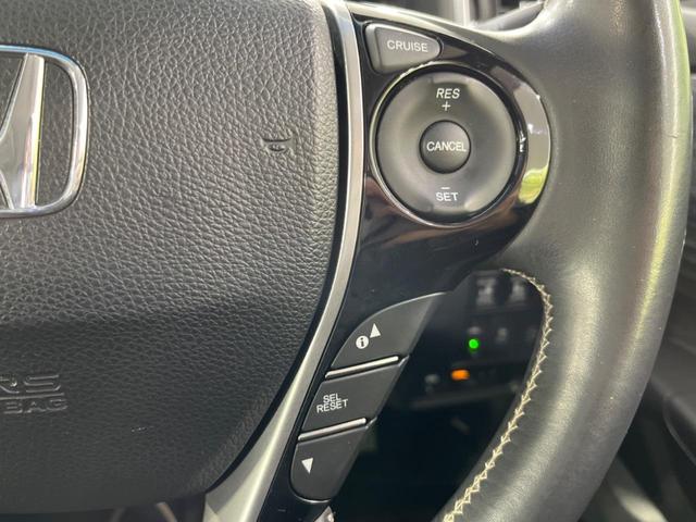 オデッセイ アブソルート・ＥＸ　前期　純正ナビ　後席モニター　７人乗　両側電動スライド　衝突軽減　禁煙車　全周囲カメラ　ＥＴＣ　Ｂｌｕｅｔｏｏｔｈ　ドラレコ　スマートキー　パワーシート　ＬＥＤヘッド　オートライト　純正１８インチＡＷ（35枚目）