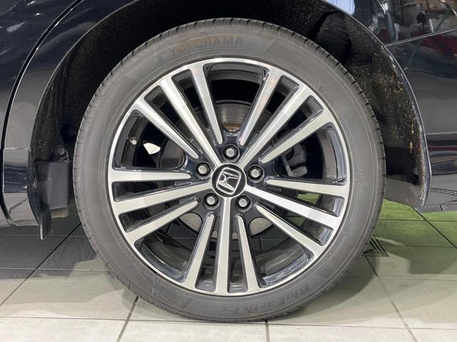 オデッセイ アブソルート・ＥＸ　前期　純正ナビ　後席モニター　７人乗　両側電動スライド　衝突軽減　禁煙車　全周囲カメラ　ＥＴＣ　Ｂｌｕｅｔｏｏｔｈ　ドラレコ　スマートキー　パワーシート　ＬＥＤヘッド　オートライト　純正１８インチＡＷ（64枚目）