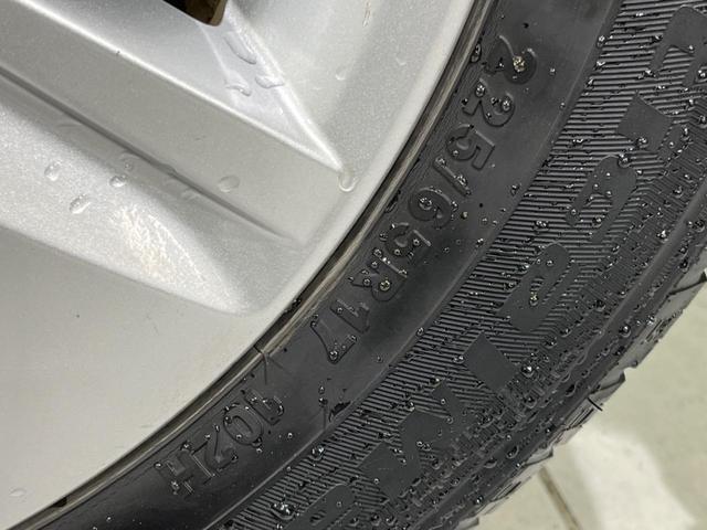 ハリアー エレガンス 4WD メーカー8型ナビ バックカメラ JBLサウンド ETC 寒冷地仕様 禁煙車 ハーフレザーシート パワーシート スマートキー LEDヘッド 純正17インチAW オートライト デュアルエアコン(49枚目)