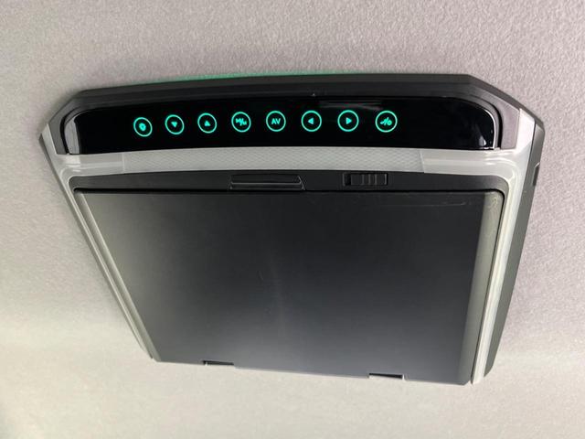 ステップワゴンスパーダ Z クールスピリット 4WD 両側電動 後席モニター 純正SDナビ バックカメラ ETC クルーズコントロール HIDヘッド 電動格納ミラー オートライト スマートキー アイドリングストップ 横滑り防止(3枚目)