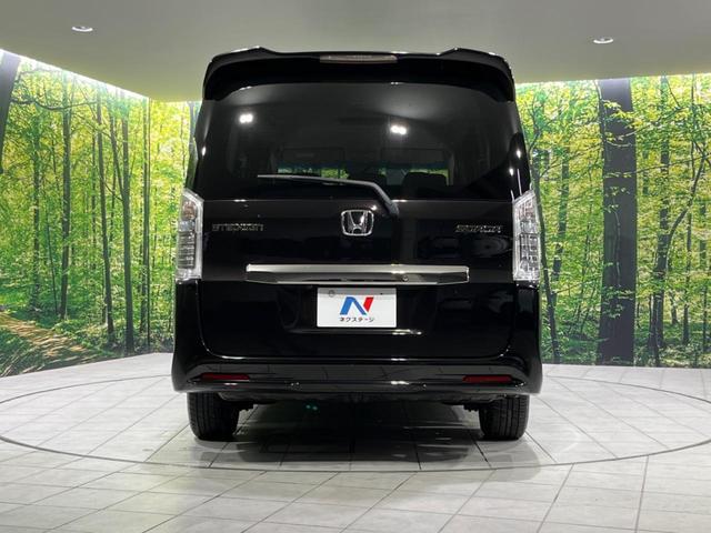 ステップワゴンスパーダ Z クールスピリット 4WD 両側電動 後席モニター 純正SDナビ バックカメラ ETC クルーズコントロール HIDヘッド 電動格納ミラー オートライト スマートキー アイドリングストップ 横滑り防止(16枚目)