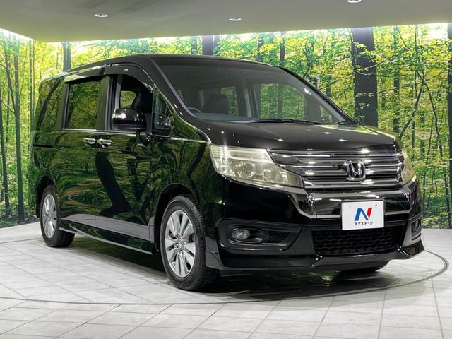 ステップワゴンスパーダ Z クールスピリット 4WD 両側電動 後席モニター 純正SDナビ バックカメラ ETC クルーズコントロール HIDヘッド 電動格納ミラー オートライト スマートキー アイドリングストップ 横滑り防止(17枚目)