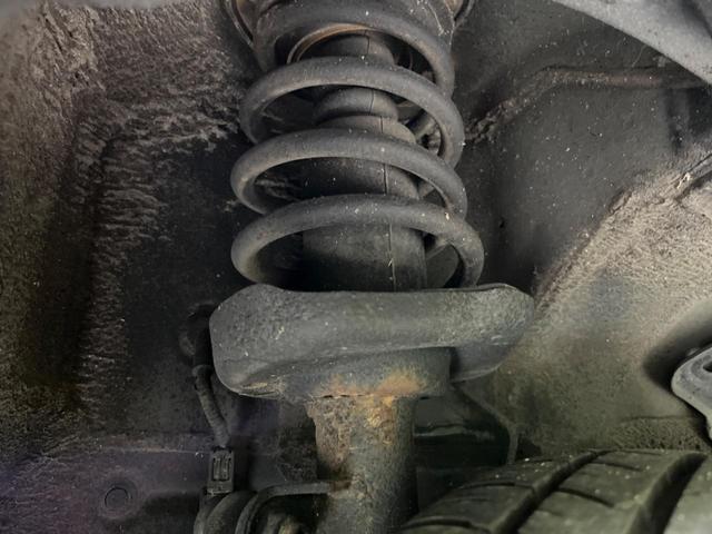 ステップワゴンスパーダ Z クールスピリット 4WD 両側電動 後席モニター 純正SDナビ バックカメラ ETC クルーズコントロール HIDヘッド 電動格納ミラー オートライト スマートキー アイドリングストップ 横滑り防止(21枚目)