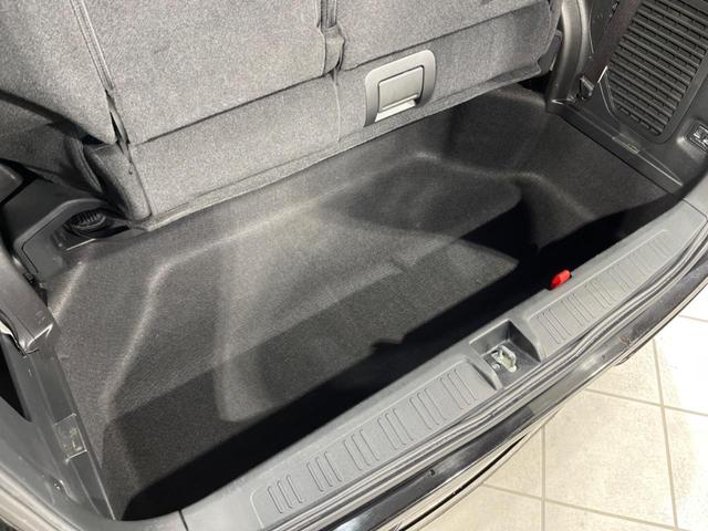 ステップワゴンスパーダ Z クールスピリット 4WD 両側電動 後席モニター 純正SDナビ バックカメラ ETC クルーズコントロール HIDヘッド 電動格納ミラー オートライト スマートキー アイドリングストップ 横滑り防止(47枚目)