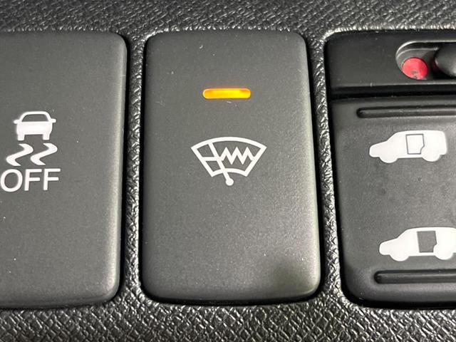 ステップワゴンスパーダ Z クールスピリット 4WD 両側電動 後席モニター 純正SDナビ バックカメラ ETC クルーズコントロール HIDヘッド 電動格納ミラー オートライト スマートキー アイドリングストップ 横滑り防止(55枚目)