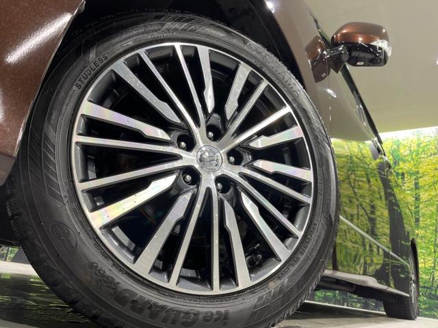 エルグランド 250ハイウェイスタープレミアム 4WD 両側電動 メーカーナビ 全周囲カメラ 禁煙車 電動リアゲート レザーシート スマートキー LEDヘッド ビルトインETC クルコン 純正18インチAW オートライト デュアルエアコン(14枚目)