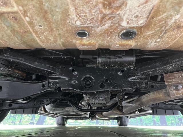 エルグランド 250ハイウェイスタープレミアム 4WD 両側電動 メーカーナビ 全周囲カメラ 禁煙車 電動リアゲート レザーシート スマートキー LEDヘッド ビルトインETC クルコン 純正18インチAW オートライト デュアルエアコン(20枚目)