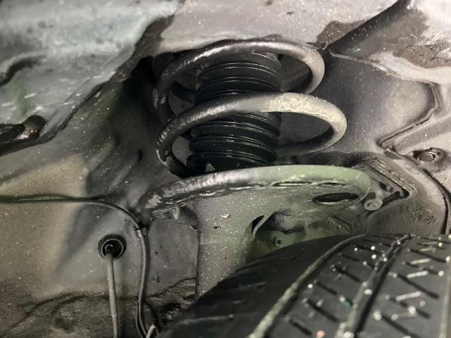 ハリアー プレミアム サンルーフ モデリスタエアロ ALPINE11型ナビ バックカメラ 衝突被害軽減 禁煙車 電動リアゲート シートヒーター エンジンスターター LEDヘッド ETC クルコン(20枚目)