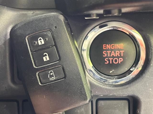 ヴォクシー ZS 電動スライドドア 禁煙車 スマートキー LEDヘッド ETC オートライト デュアルエアコン CD(6枚目)