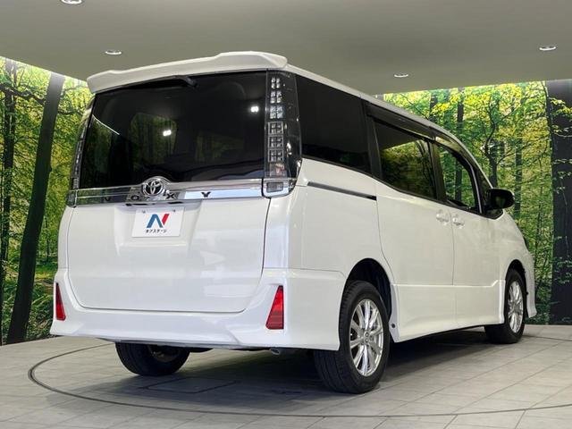 ヴォクシー ZS 電動スライドドア 禁煙車 スマートキー LEDヘッド ETC オートライト デュアルエアコン CD(17枚目)