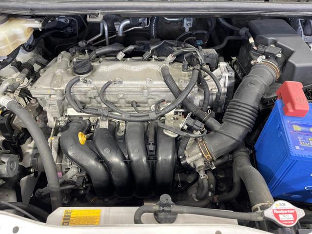 ヴォクシー ZS 電動スライドドア 禁煙車 スマートキー LEDヘッド ETC オートライト デュアルエアコン CD(18枚目)