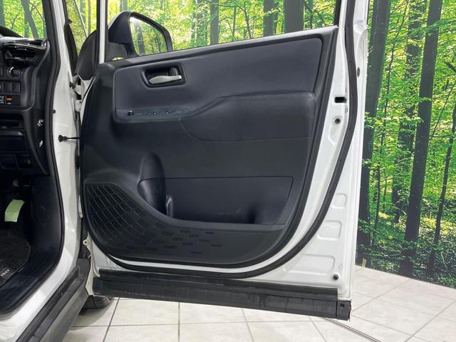 ヴォクシー ZS 電動スライドドア 禁煙車 スマートキー LEDヘッド ETC オートライト デュアルエアコン CD(39枚目)