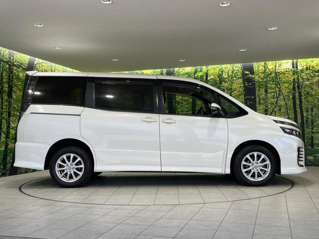 ヴォクシー ZS 電動スライドドア 禁煙車 スマートキー LEDヘッド ETC オートライト デュアルエアコン CD(49枚目)