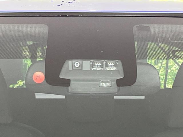 アクア S 純正SDナビ バックカメラ 衝突被害軽減システム ビルトインETC オートハイビーム オートライト オートエアコン Bluetooth CD DVD再生 地デジ(3枚目)